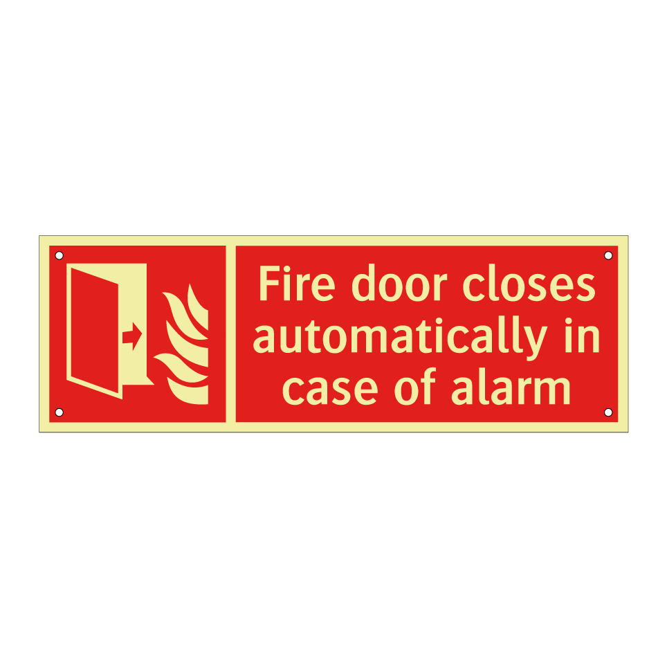 Fire door closes automatically in case of alarm