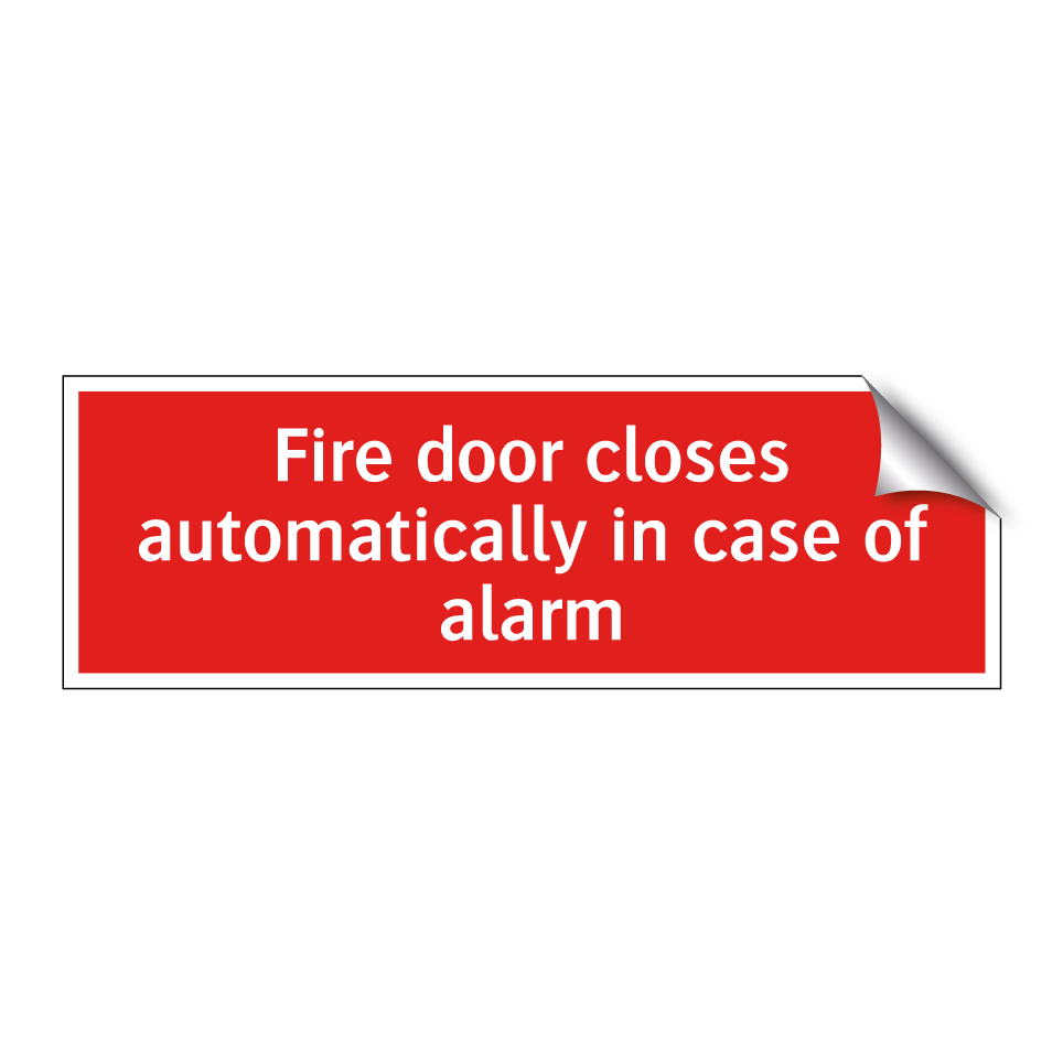 Fire door closes automatically in case of alarm