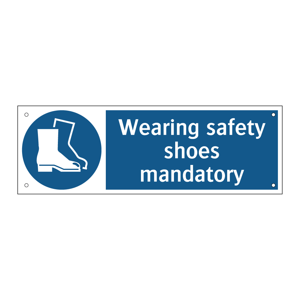 Wearing safety shoes mandatory