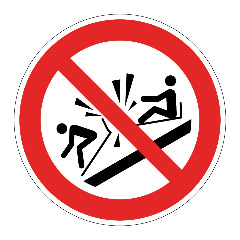 P047 Do not ram into toboggans