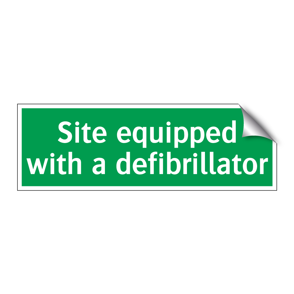 Site equipped with a defibrillator