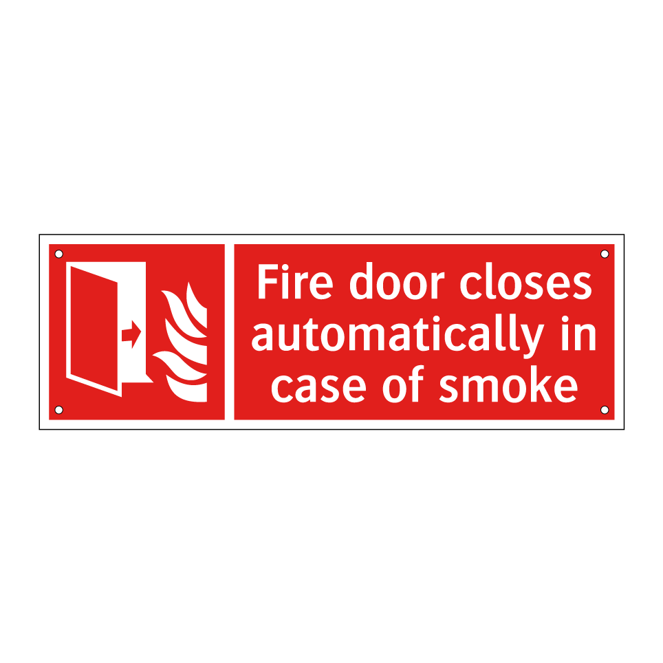 Fire door closes automatically in case of smoke