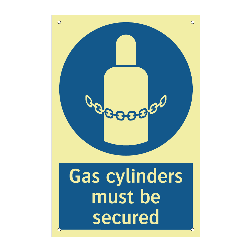 Gas cylinders must be secured